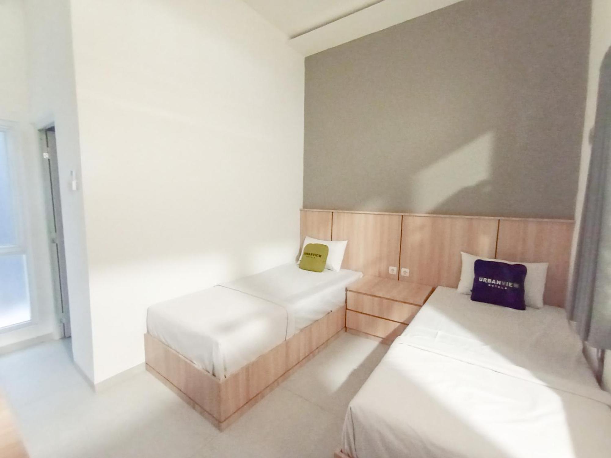 Urbanview Hotel Subali Пурвокерто Экстерьер фото